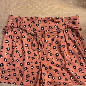 Tickled Teal High Waist Tie-Front Shorts in Rust Floral. NWOT